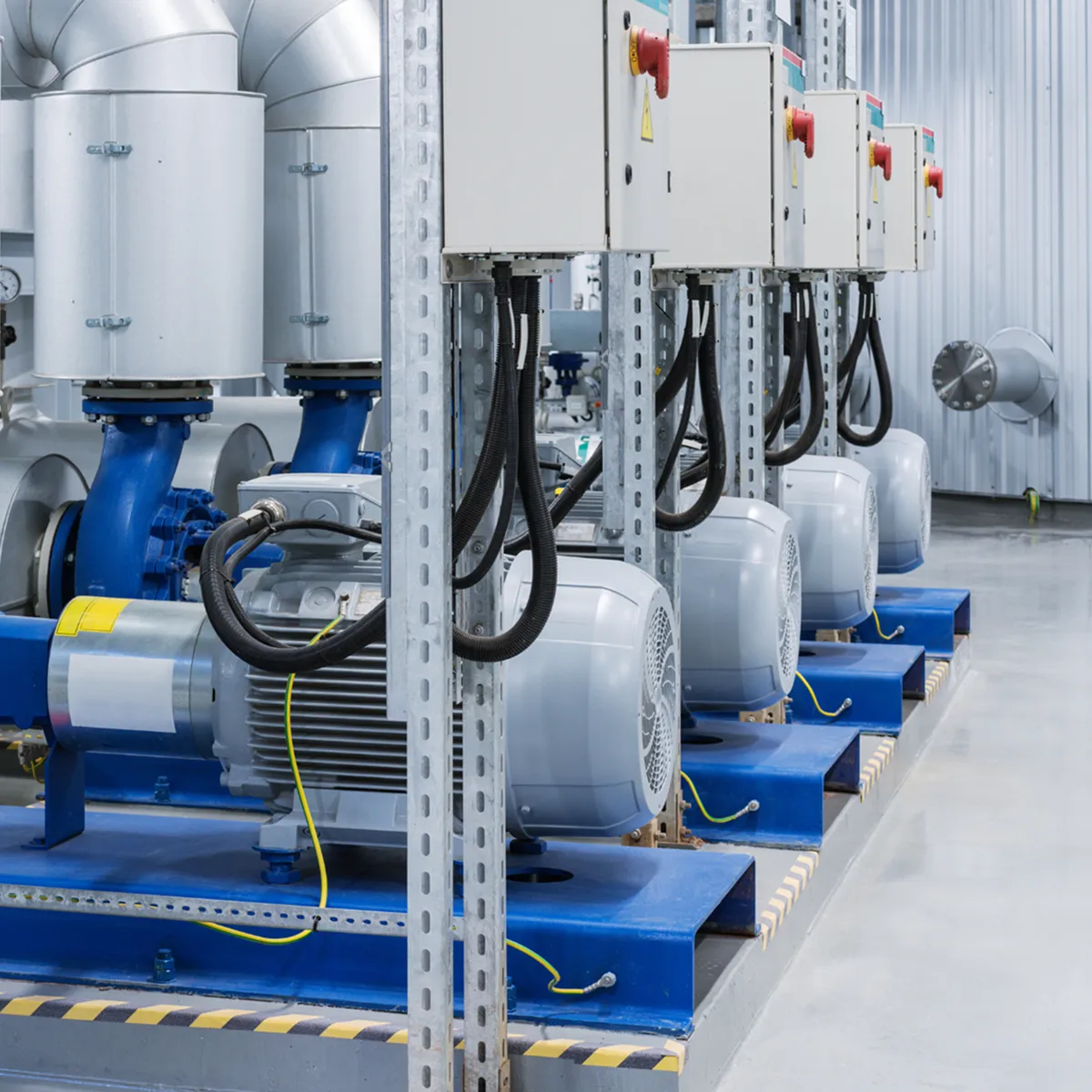 ポンプ製造工場